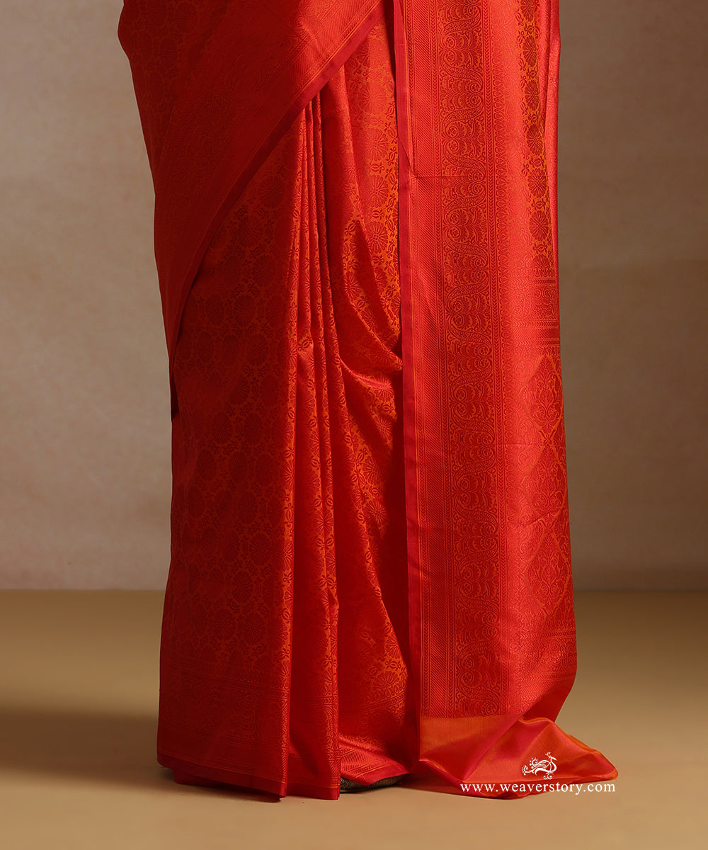 Orange_And_Red_Handloom_Pure_Katan_Silk_Resham_Tanchoi_Banrasi_Saree_With_Small_Floral_And_Red_Selvedge_WeaverStory_04