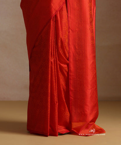 Orange_And_Red_Handloom_Pure_Katan_Silk_Resham_Tanchoi_Banrasi_Saree_With_Small_Floral_And_Red_Selvedge_WeaverStory_04