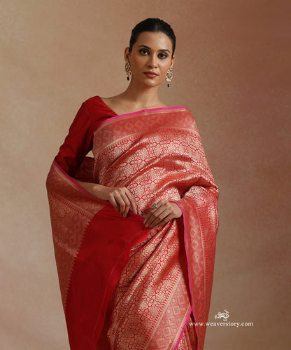 Red_Handloom_Pure_Katan_Silk_Kimkhab_Banrasi_Saree_With_Pink_Selvedge_WeaverStory_01
