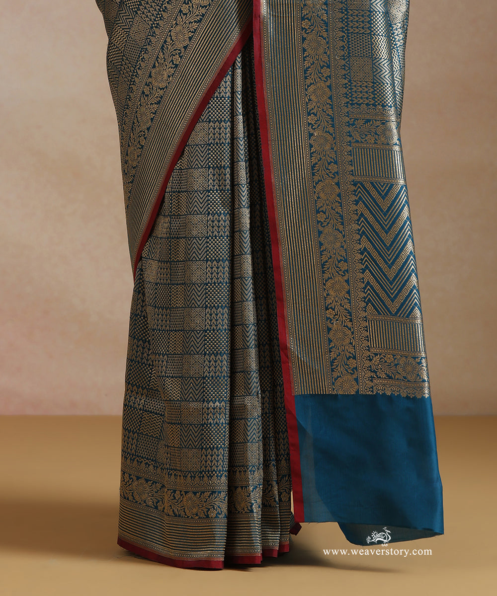 Teal_Handloom_Pure_Katan_Silk_Kimkhab_Banrasi_Saree_With_Zometric_Pattern_WeaverStory_04