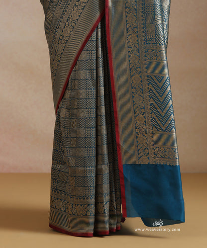 Teal_Handloom_Pure_Katan_Silk_Kimkhab_Banrasi_Saree_With_Zometric_Pattern_WeaverStory_04