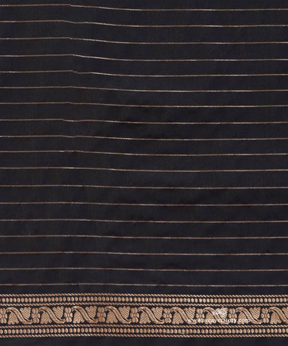 Navy_Blue_Handloom_Pure_Katan_Silk_Banarasi_Saree_With_Kadhwa_Birds_Boota_WeaverStory_05