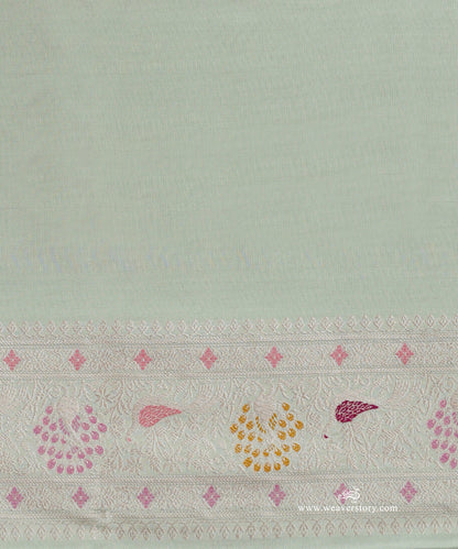 Ice_Blue_Handloom_Pure_Katan_Silk_Banarasi_Kadhwa_Saree_With_Meenakri_Nandi_Motifs_And_Peacock_Motif_Boder_WeaverStory_05