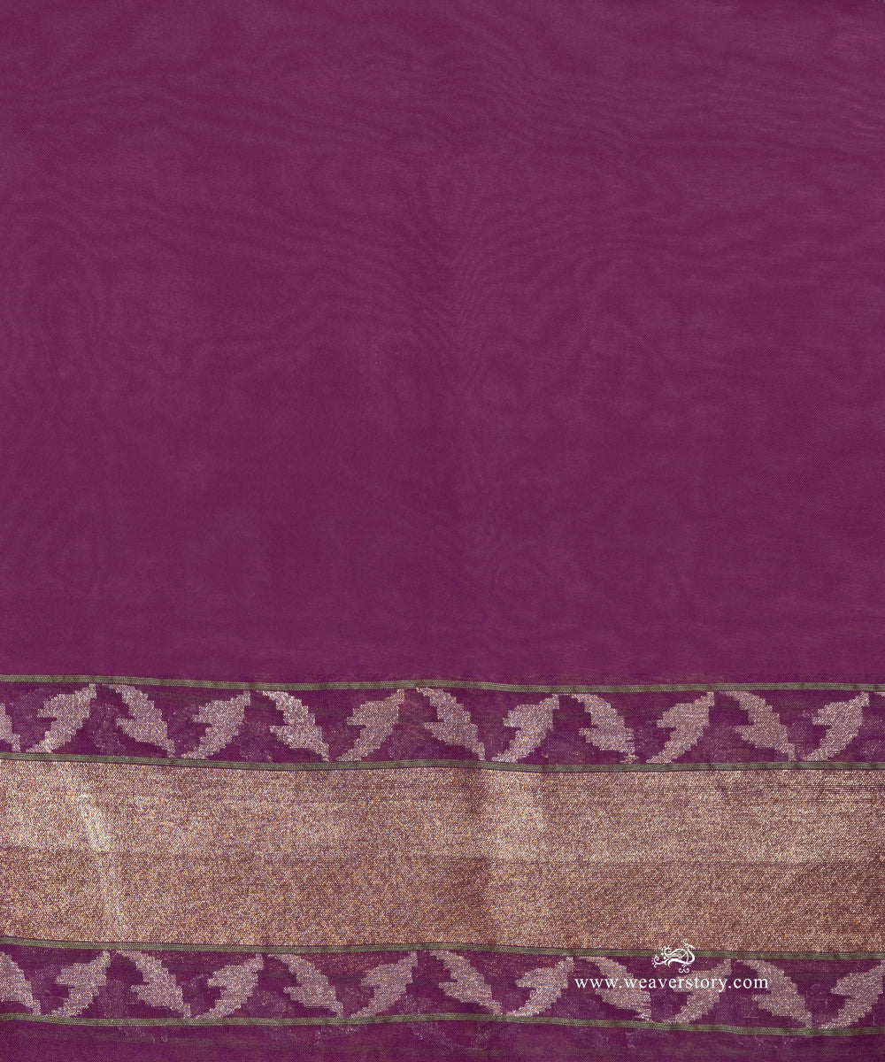 Red_Handloom_Pure_Cotton_Jamdami_Banarasi_Real_Zari_Saree_With_Purple_Border_WeaverStory_05