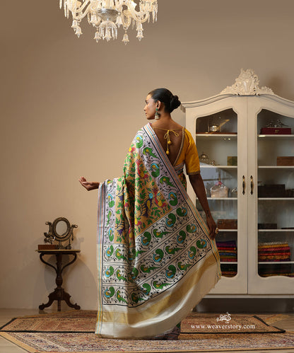 White_And_Green_Handloom_Double_Ikat_Patola_Saree_With_Parrot_Motifs_WeaverStory_03