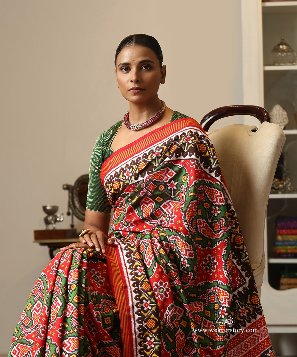 Red_And_Green_Handloom_Blue_Double_Ikat_Patola_With_Fish_Motifs_WeaverStory_01