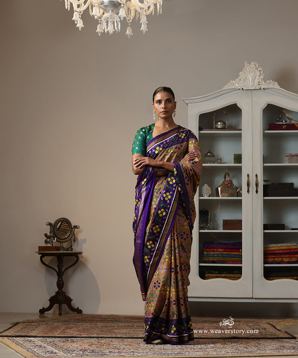 Purple_Handloom_Double_Ikat_Patola_Saree_With_Floral_Motifs_WeaverStory_02