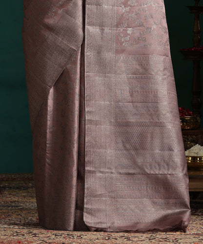 Old_Lavender_Pure_Silk_Kanjivaram_Saree_With_Antique_Zari_Floral_Body_WeaverStory_04