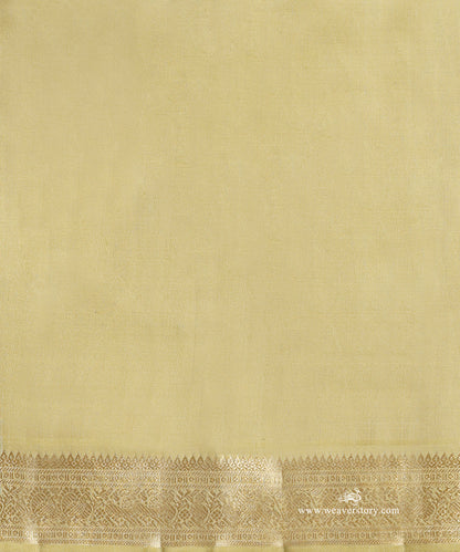 Soft_Green_Handloom_Pure_Silk_Kanjivaram_Saree_With_All_Over_Zari_Weave_And_Sage_Green_Korwai_Border_WeaverStory_06