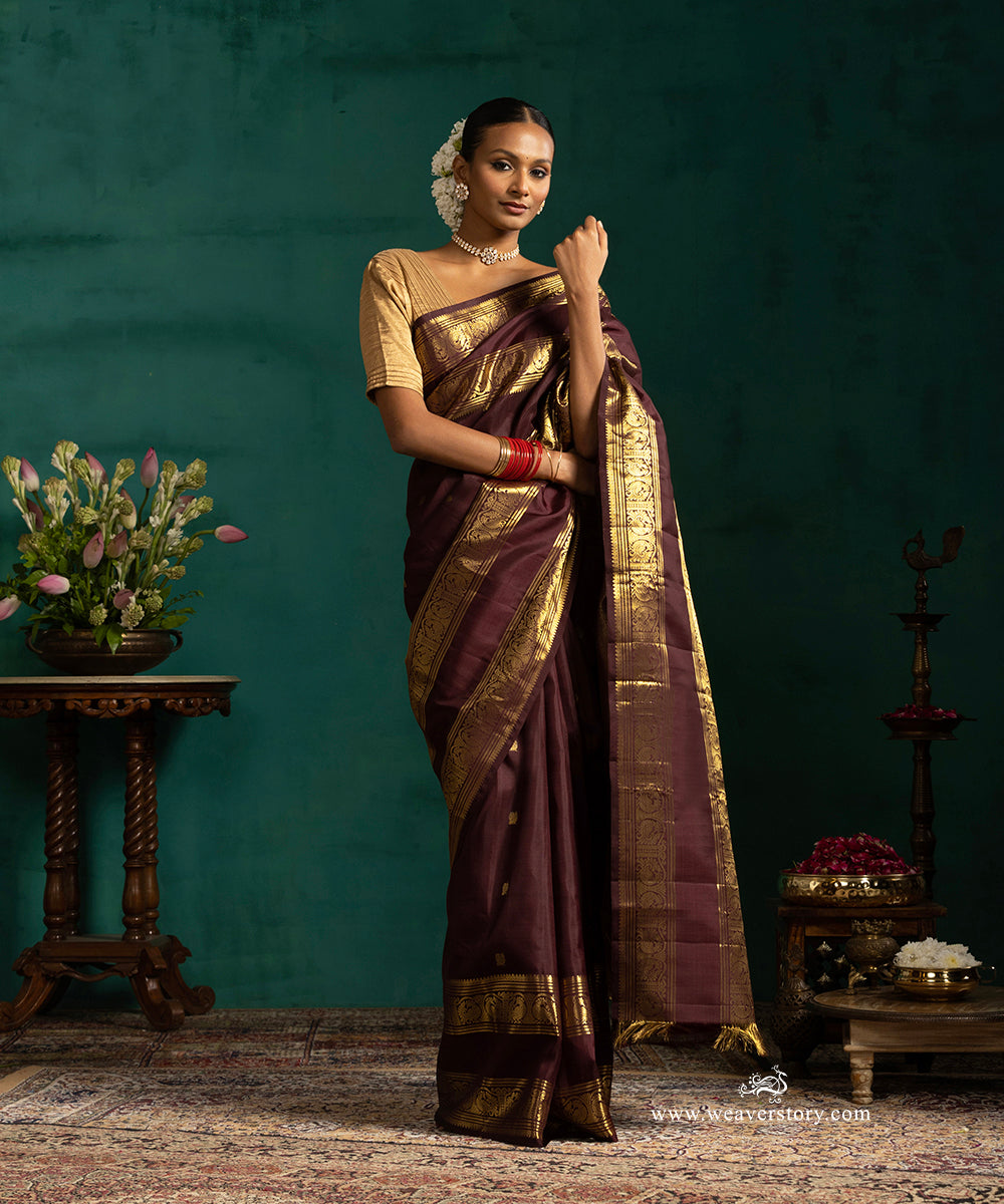 Coke_Brown_Pure_Silk_Kanjivaram_Saree_With_Annapakshi_And_Rudraksh_Booti_And_Annapakshi_Border_WeaverStory_01