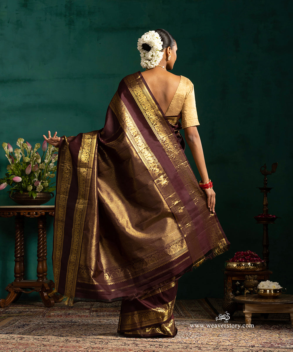 Coke_Brown_Pure_Silk_Kanjivaram_Saree_With_Annapakshi_And_Rudraksh_Booti_And_Annapakshi_Border_WeaverStory_03