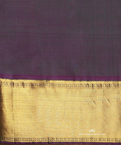 Fresh_Green_Handloom_Pure_Silk_Kanjivaram_Saree_With_Rudraksh_And_Annapakshi_Motifs_And_Purple_Korwai_Border_WeaverStory_05