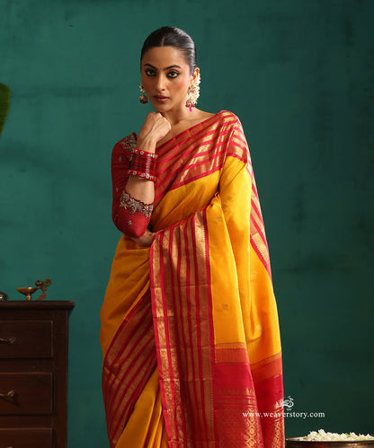 Mango_Yellow_Handloom_Pure_Kanjivaram_Saree_With_Paisleys_And_Mayura_Motif_And_Red_Korwai_Border_WeaverStory_02