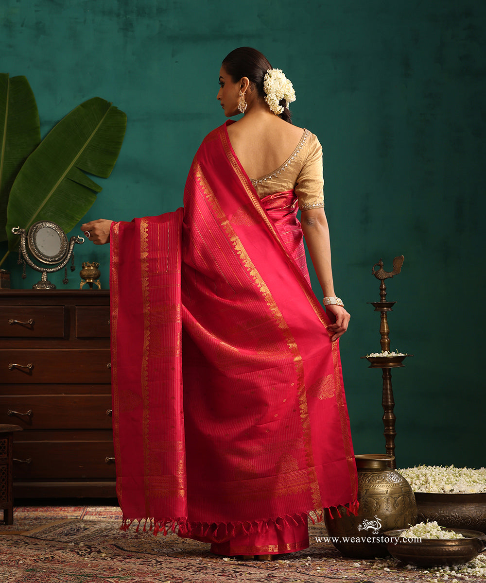Hot_Pink_Handloom_Pure_Silk_Pure_Zari_Kanjivaram_Saree_With_Ganderberunda_Motif_With_Veldhari_And_Temple_Border_WeaverStory_03