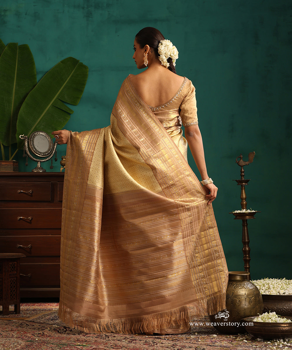 Cream_And_Mocha_Handloom_Pure_Silk_Kanjivaram_Saree_With_All_Over_Rudraksh_Motifs_Woven_In_Gold_Zari_WeaverStory_03