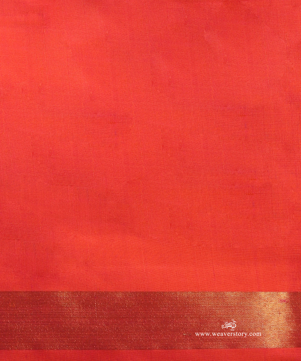 Hot_Pink_Handloom_Pure_Silk_Pure_Zari_Rising_Temple_Motif_Kanjivaram_Saree_WeaverStory_05