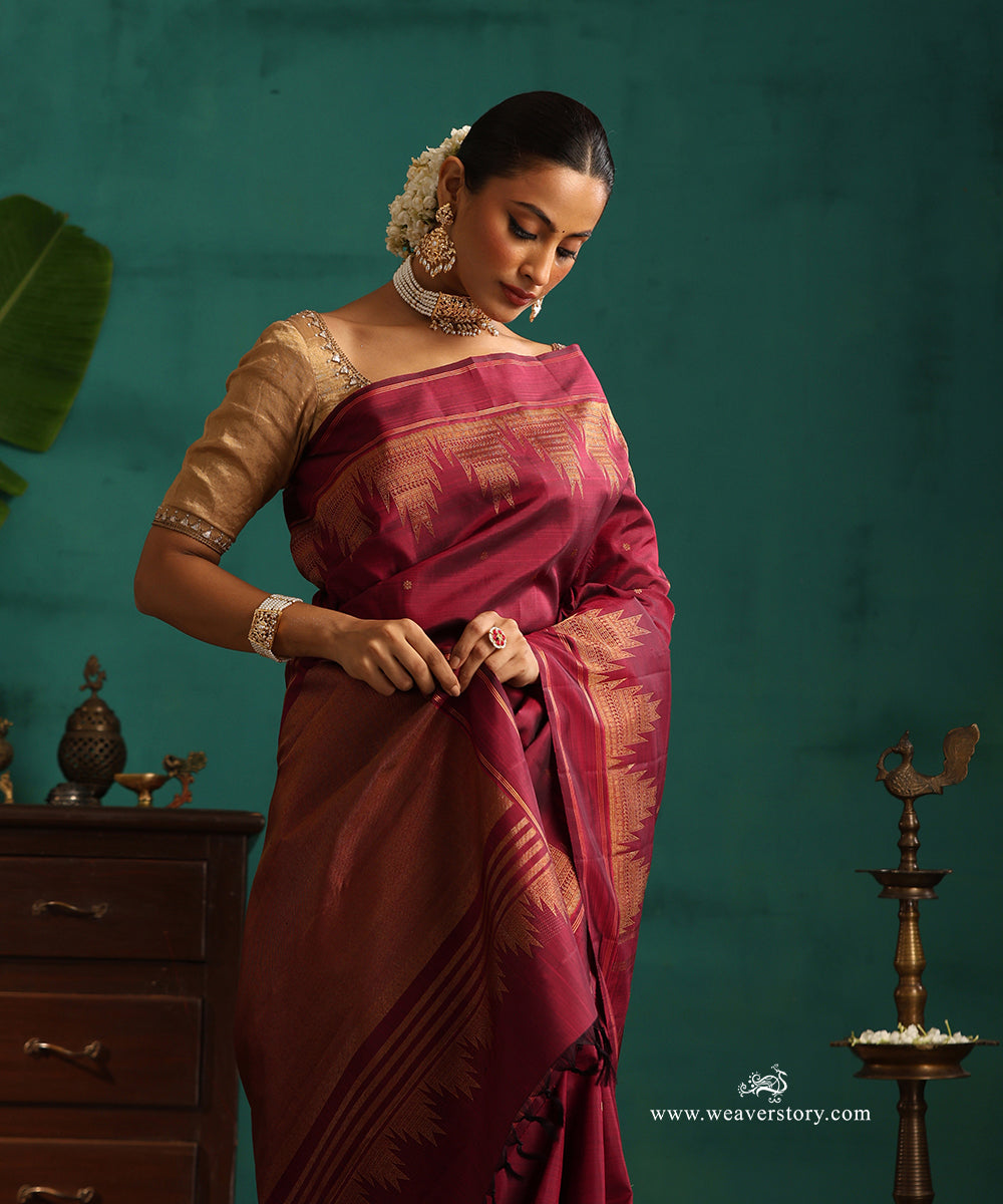 Maroon_Handloom_Pure_Silk_Pure_Zari_Kanjivaram_Saree_With_Temple_Border_WeaverStory_02