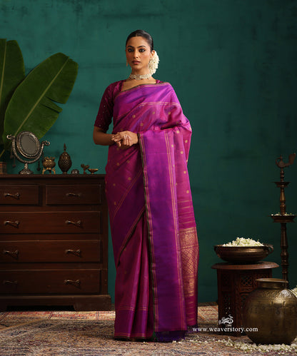 Purple_Dual_Tone_Handloom_Pure_Silk_Pure_Zari_Checks_Saree_With_Chakram_Motifs_WeaverStory_01