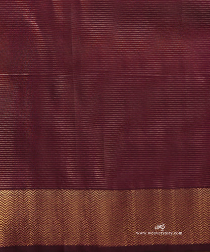 Deep_Purple_Handloom_Pure_Silk_Pure_Zari_Kanjivaram_Saree_With_Chakram_And_Annpakshi_Motifs_And_Chevron_Border_WeaverStory_05