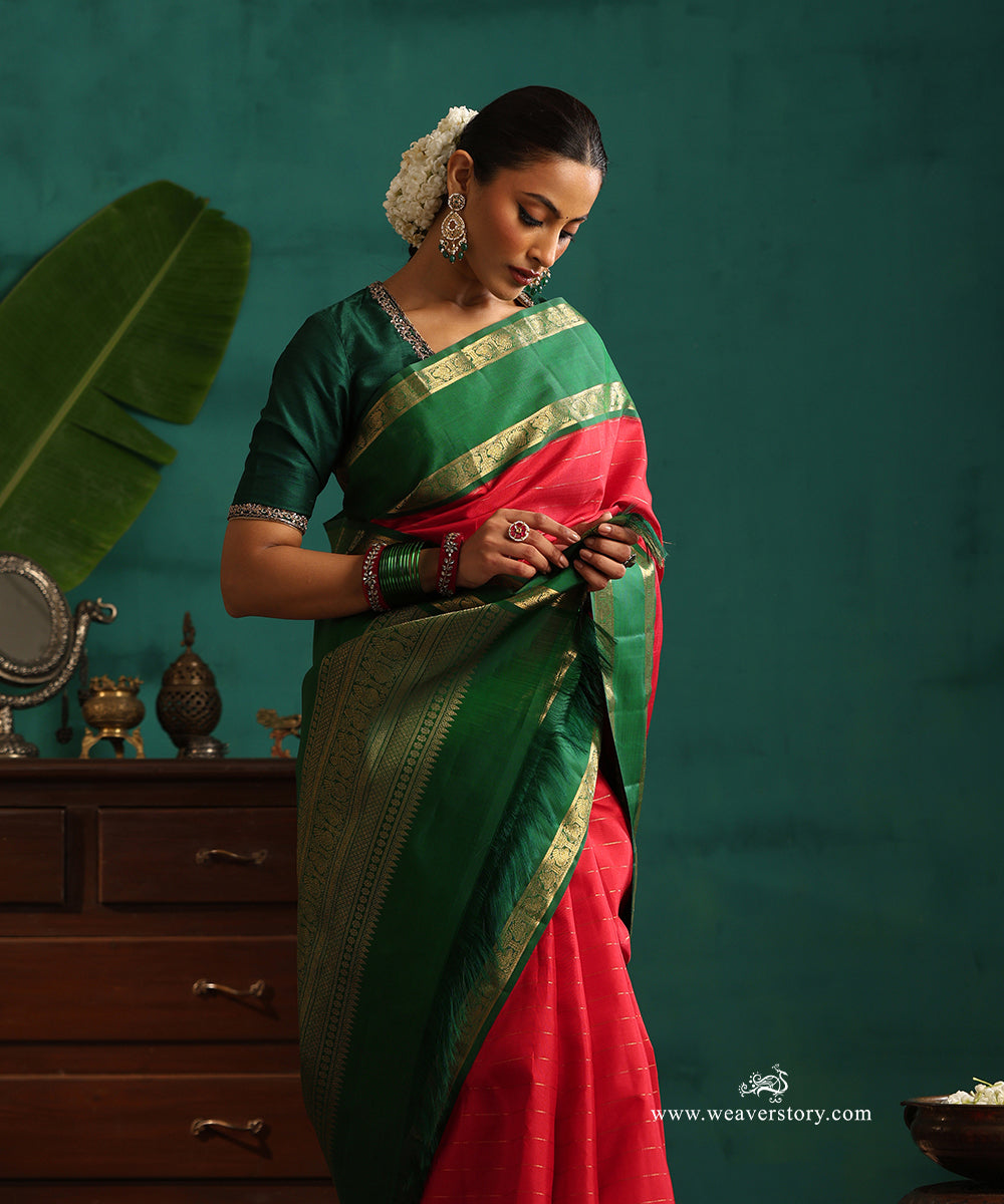 Red_Handloom_Pure_Silk_Pure_Zari_Stripes_Saree_With_Green_Korwai_Annapakshi_Border_WeaverStory_02