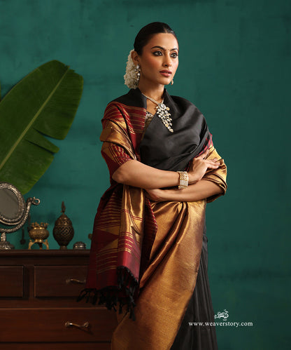 Black_And_Maroon_Handloom_Pure_Silk_Pure_Zari_Antique_Gold_Rising_Temple_Kajivaram_Saree_WeaverStory_02