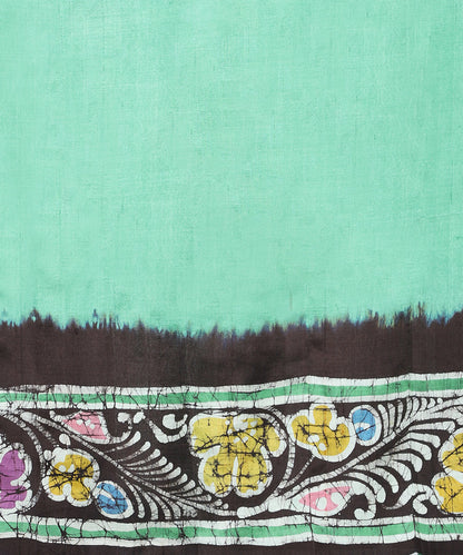 Sea_Green_And_Black_Handloom_Hand_Batik_Pure_Mulberry_Silk_Saree_WeaverStory_03