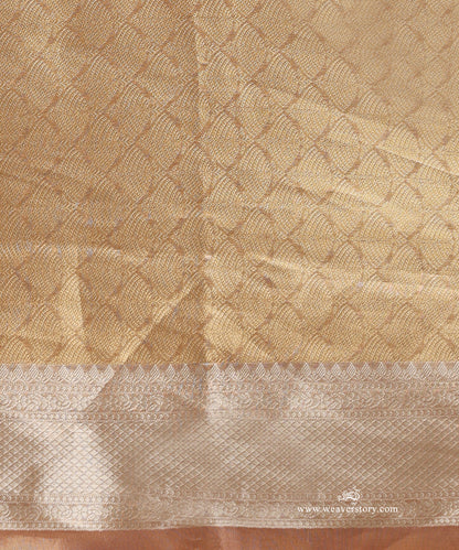 Peach_And_Gold_Handloom_Pure_Silk_Tissue_Tanchoi_Banarasi_Saree_WeaverStory_05