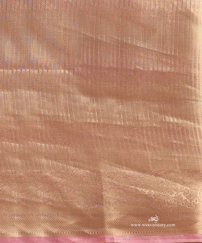 Pink_And_Gold_Handloom_Pure_Silk_Tissue_Tanchoi_Banarasi_Saree_WeaverStory_05