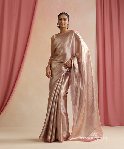 Pink_And_Silver_Handloom_Pure_Silk_Tissue_Tanchoi_Banarasi_Saree_WeaverStory_01