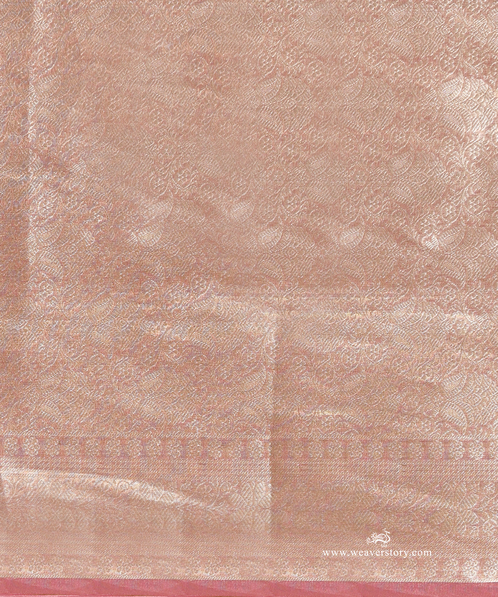 Pink_And_Silver_Handloom_Pure_Silk_Tissue_Tanchoi_Banarasi_Saree_WeaverStory_05