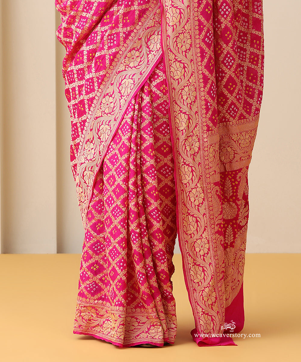 Pink_Handloom_Pure_Georgette_Banarasi_Bandhej_Saree_With_Sona_Zari_Border_WeaverStory_04