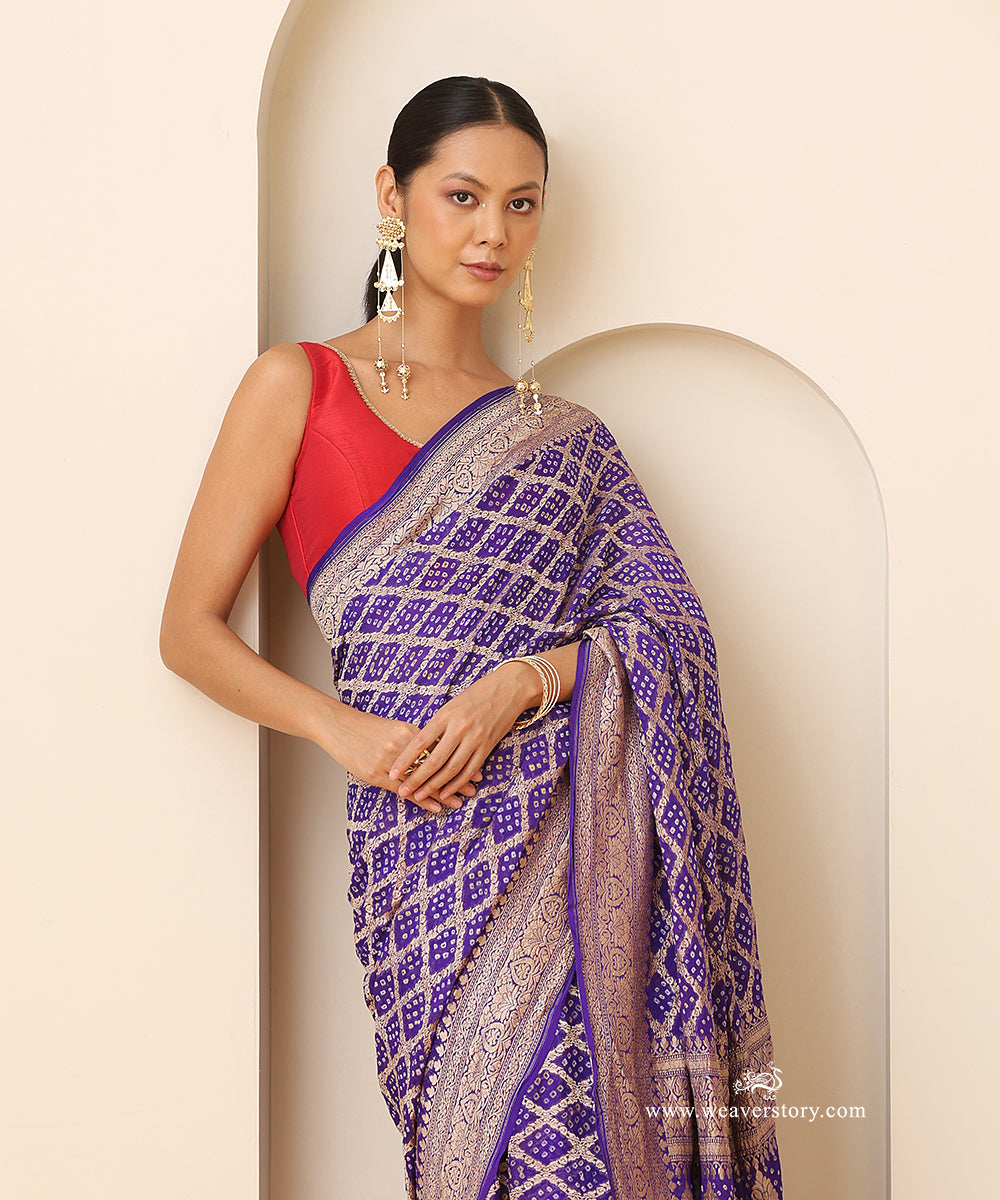 Ink_Blue_Red_Handloom_Pure_Georgette_Banarasi_Bandhej_Saree_With_Zari_Pallu_WeaverStory_02