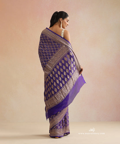 Ink_Blue_Red_Handloom_Pure_Georgette_Banarasi_Bandhej_Saree_With_Checkered_Zari_WeaverStory_03