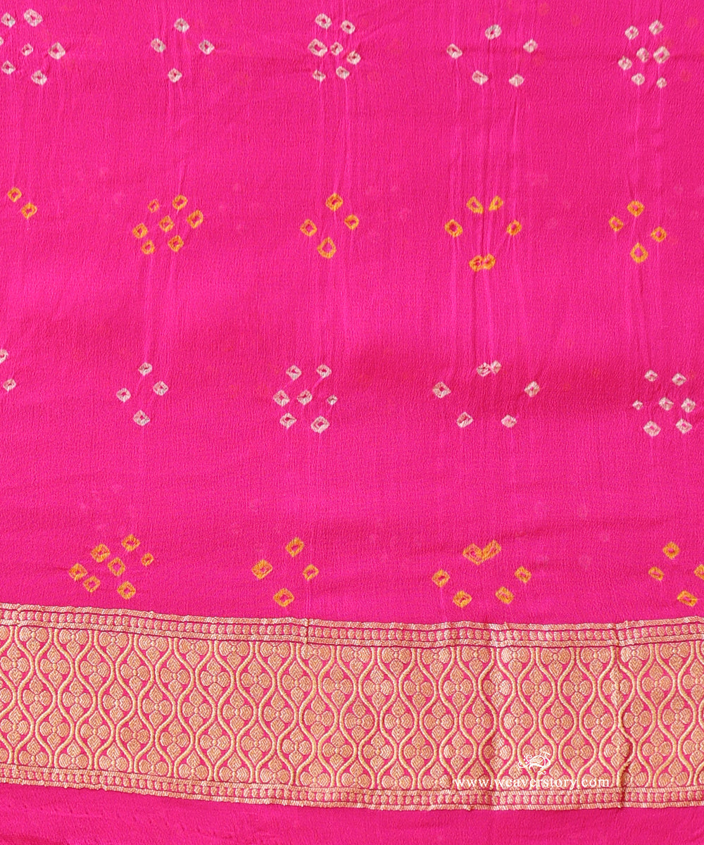Pink_Handloom_Pure_Georgette_Banarasi_Bandhej_Saree_With_Leaf_And_Floral_Jall_WeaverStory_05