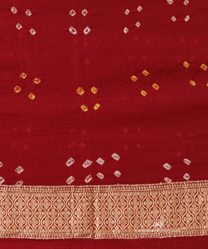 Maroon_Handloom_Pure_Georgette_Banarasi_Bandhej_Saree_With_Leaf_And_Floral_Jaal_WeaverStory_05