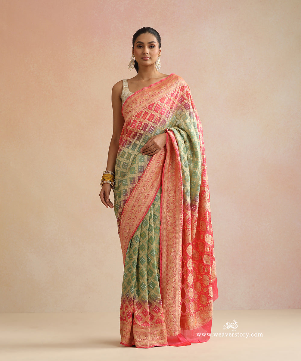 Hena_Green_And_Peach_Shaded_Handloom_Pure_Georgette_Banarasi_Bandhej_Saree_WeaverStory_01