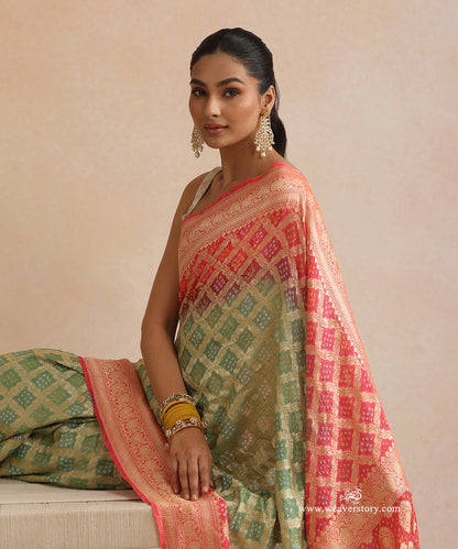 Hena_Green_And_Peach_Shaded_Handloom_Pure_Georgette_Banarasi_Bandhej_Saree_WeaverStory_02