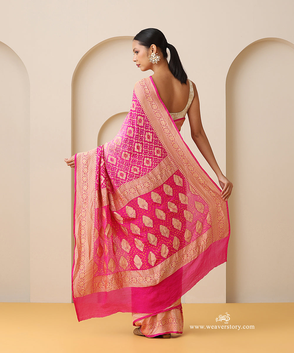 Rani_Pink_And_Baby_Pink_Shaded_Handloom_Pure_Georgette_Banarasi_Bandhej_Saree_With_Zari_Border_WeaverStory_03
