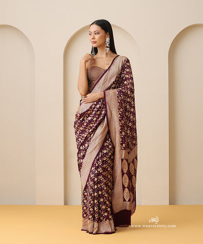 Burgundy_Handloom_Pure_Georgette_Banarasi_Bandhej_Saree_With_Leaf_And_Floral_Jaal_WeaverStory_01