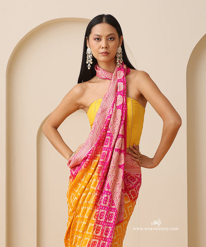 Pink_And_Yellow_Shaded_Handloom_Pure_Georgette_Banarasi_Bandhej_Saree_With_Zari_Border_WeaverStory_02
