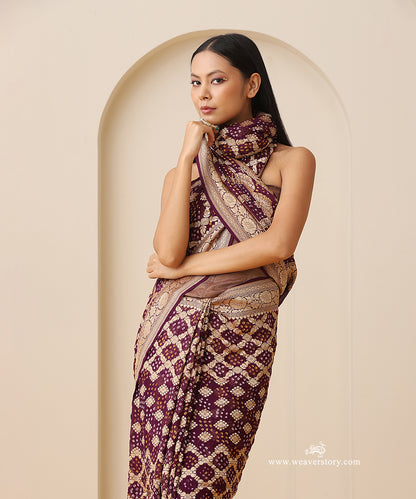 Purple_Handloom_Pure_Georgette_Banarasi_Bandhej_Saree_With_Traditional_Zari_Border_WeaverStory_02