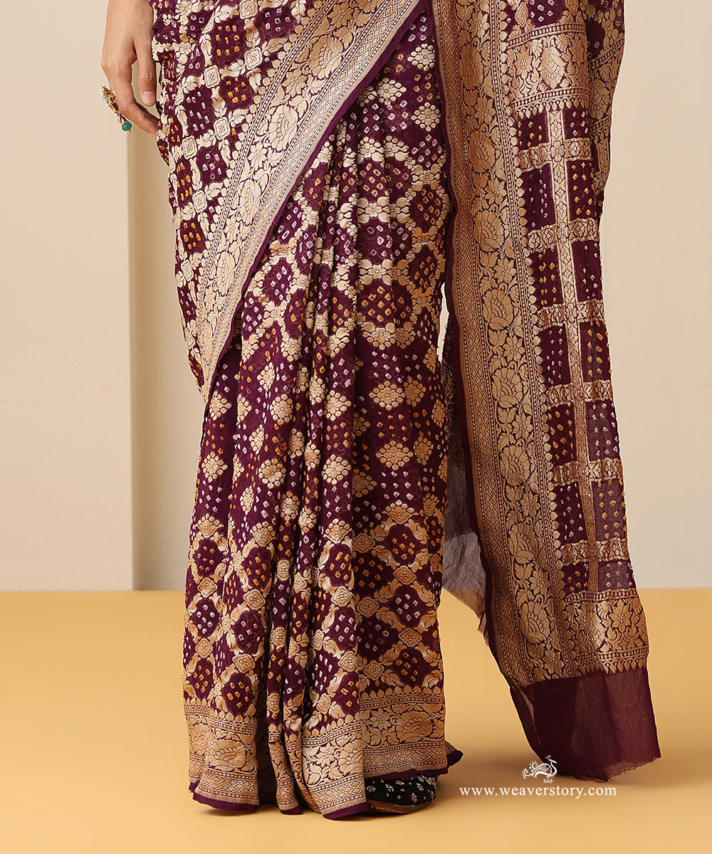 Purple_Handloom_Pure_Georgette_Banarasi_Bandhej_Saree_With_Traditional_Zari_Border_WeaverStory_04