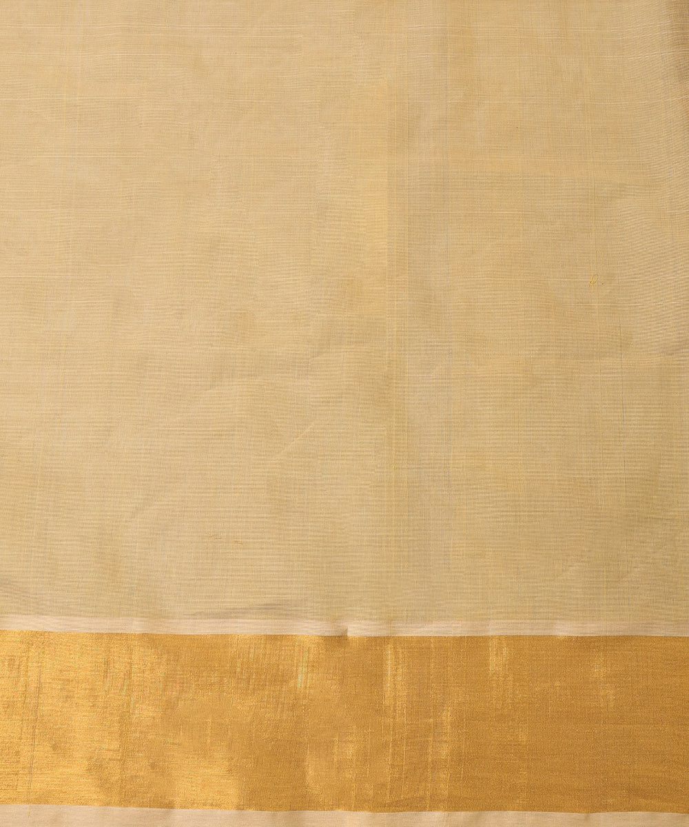 Wine_Handloom_Pure_Cotton_Venkatagiri_Saree_With_Gold_Floral_Bootas_And_Zari_Border_WeaverStory_04