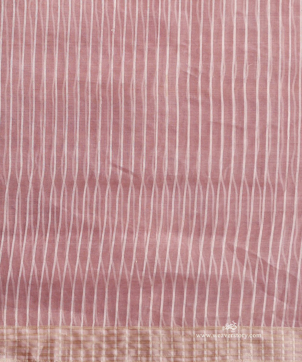 Soft_Pink_Handloom_Pure_Muslin_Dhakai_Jamdani_Saree_With_Leaf_Motif_Pallu_WeaverStory_06