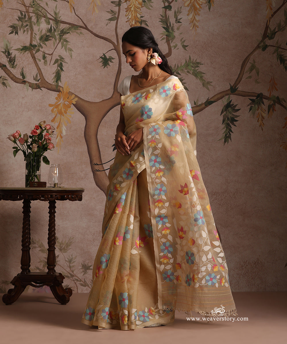 Beige_Handloom_Pure_Muslin_Dhakai_Jamdani_Saree_With_Allover_Colourful_Floral_Jaal_WeaverStory_01