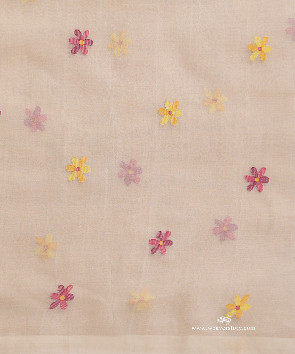 Off White Handloom Pure Muslin Dhakai Jamdani Saree With Village Life And River Beauty On Pallu