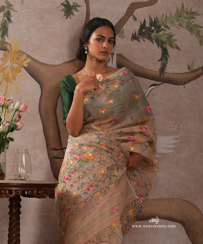 Beige_Handloom_Pure_Muslin_Dhakai_Jamdani_Saree_With_Allover_Jaal_And_Duck_And_Tree_Motifs_On_Pallu_WeaverStory_02