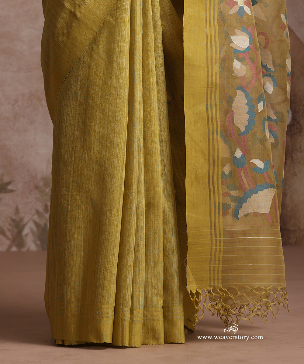 Mustard_Handloom_Pure_Matka_Silk_Dhakai_Jamdani_Saree_With_Swan_Muslin_Jamdani_Pallu_WeaverStory_06