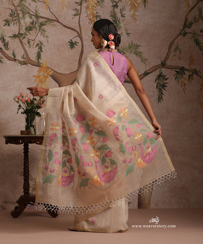 Beige_Handloom_Pure_Matka_Silk_Dhakai_Jamdani_Saree_With_Swan_Muslin_Jamdani_Pallu_WeaverStory_04
