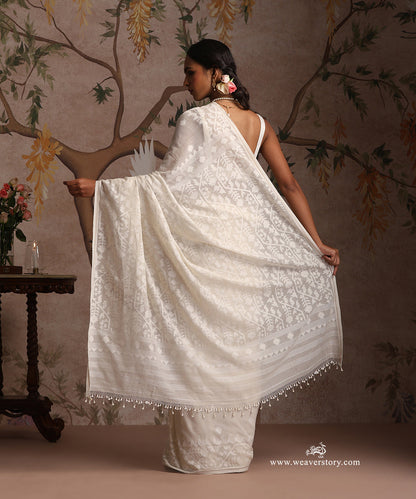 Off_White_Handloom_Pure_Khadi_Dhakai_Jamdani_Saree_WeaverStory_04